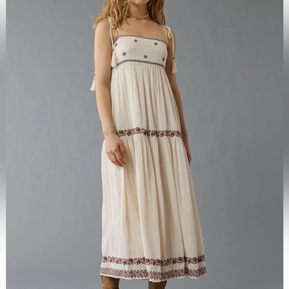 NWT AE Cream Boho Maxi Dress with Embroidered Trim - Picture 5 of 6